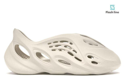 Yeezy Foam RNNR Ararat